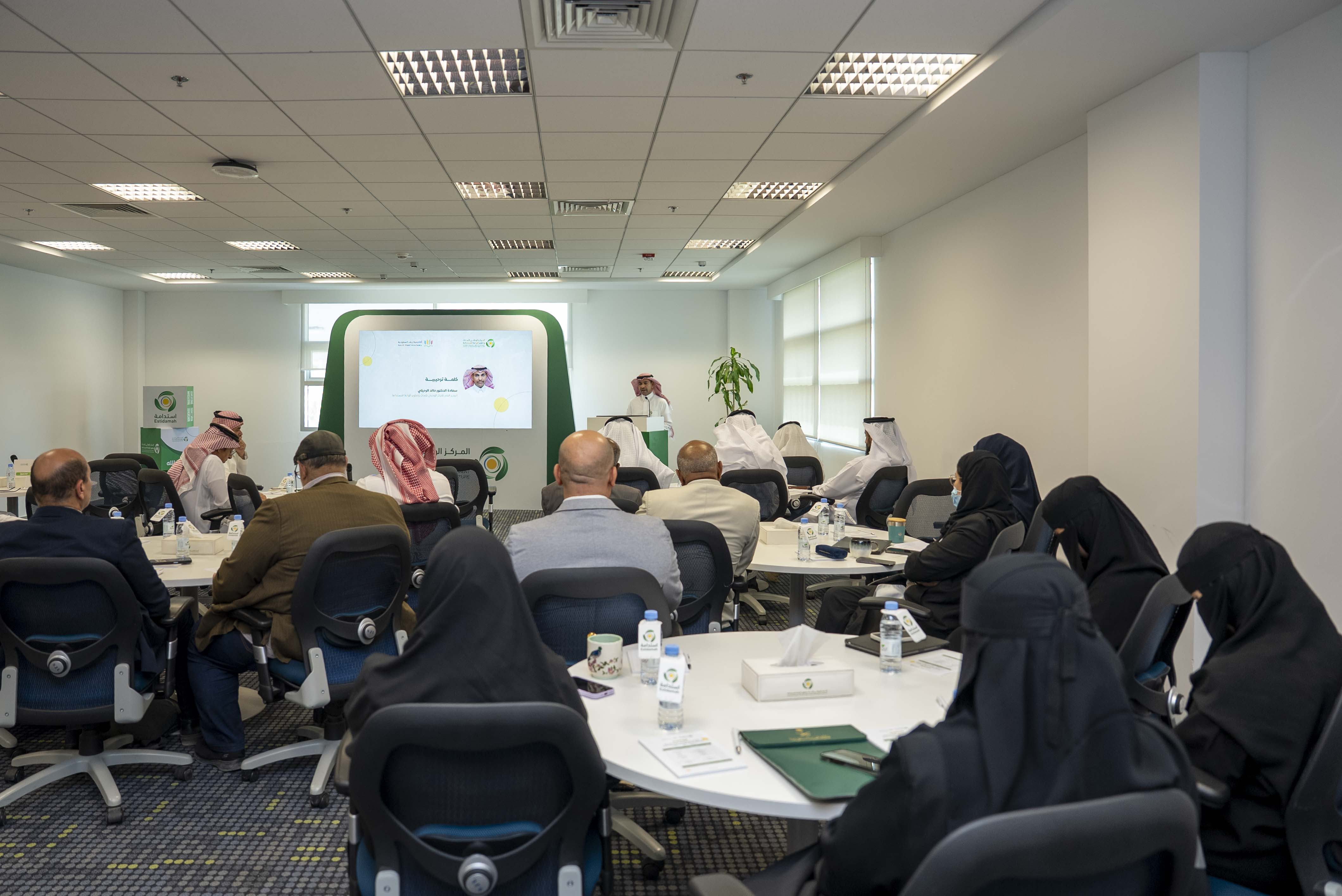 “استدامة” ينظم ورشة عمل حول التقنيات الحديثة في البيوت المحمية لتعزيز الاكتفاء الذاتي
